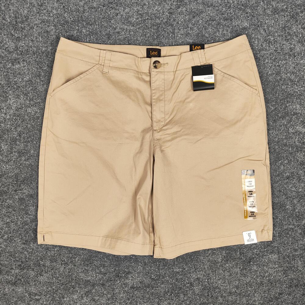 Lee Bermuda Shorts Womens 18 Beige Khaki Safari Twill 9 Inseam Stretch NWT